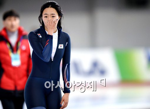 이상화, 빙속 종별세계선수권 여자 500m 3연속 우승 무산