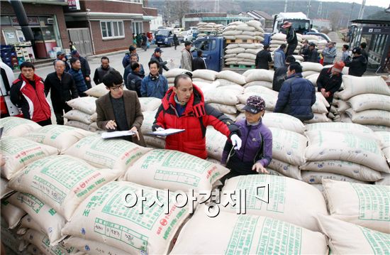 [포토]광주 북구, 공공비축미 추곡수매