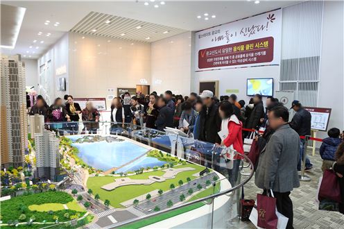 '3면 발코니'의 묘수…소형 한채 늘어난 효과