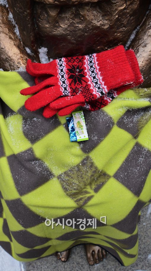 [포토]눈 쌓인 소녀상 