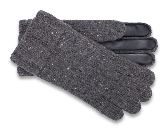 어그, 스마트 기능 추가된 귀마개·장갑 출시