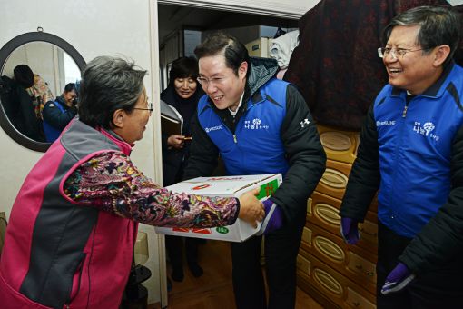 효성, 마포구 저소득 가구에 김장김치 1500박스 전달