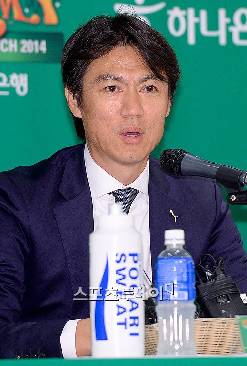 홍명보 전 축구대표팀 감독 "언젠가는 한국축구를 위해…"