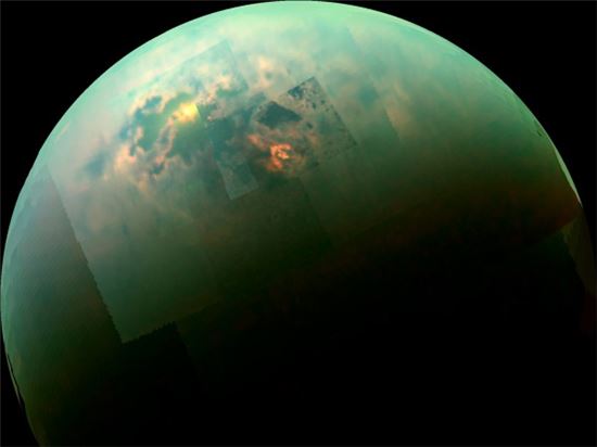 토성 위성 '타이탄'…파도 일렁인다