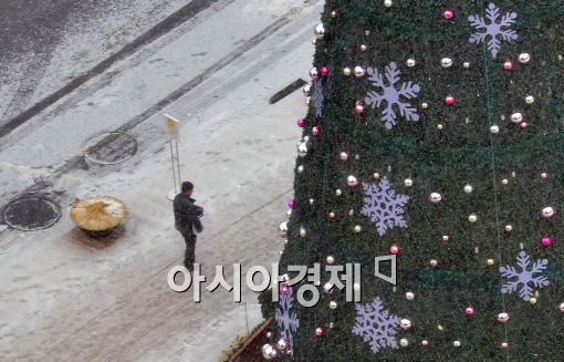 [포토]눈 내리는 출근길 