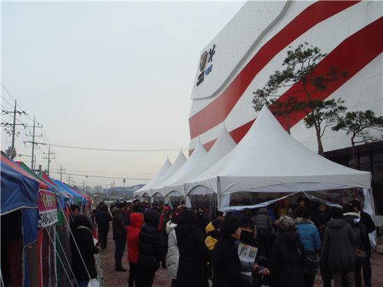 '아산모종 캐슬어울림1차' 견본주택 주말 1만5천명 몰려