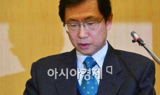 [포토]4대강 조사 결과 발표하는 김범철 공동위원장 