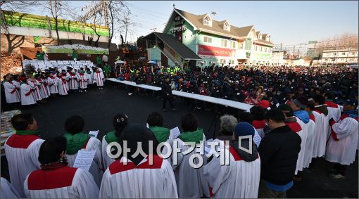 [포토]특별한 거리성탄예배