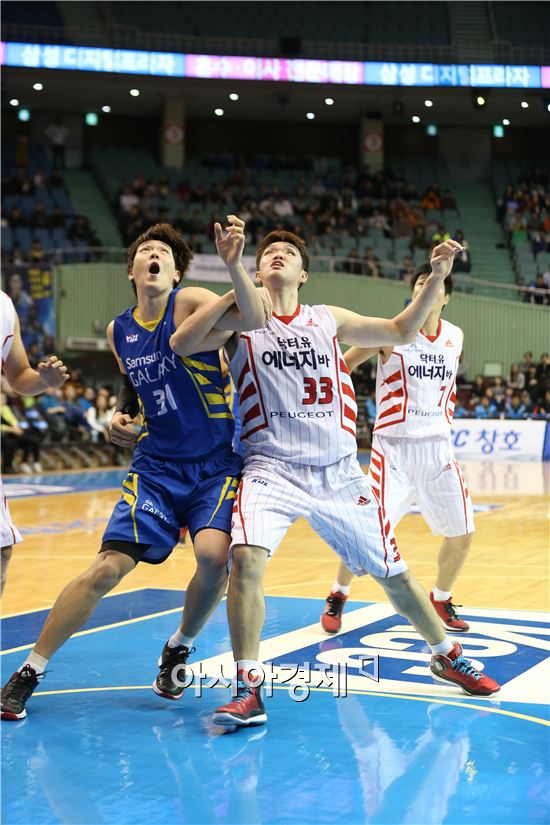 중학교부터 라이벌…신인왕 경쟁 "또 너냐"