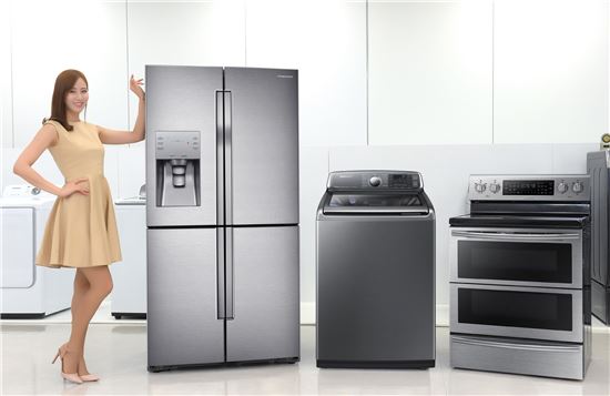 'T9000' 세미빌트인 냉장고, '액티브워시' 세탁기, '듀얼 도어 플렉스 듀오 오븐 레인지' 등 CES 2015에서 공개될 삼성전자의 생활가전 신제품