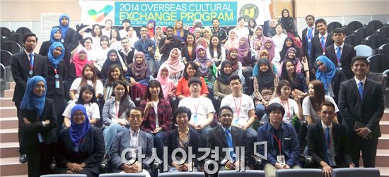 호남대학교 남도문화콘텐츠 양성사업단(단장 정행)은 지난  22일부터 5일간 말레이시아에서 문화교류 프로젝트를 실시했다.  

