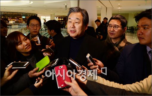 [포토]영화관 찾은 김무성 대표