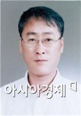 최흥식 교수