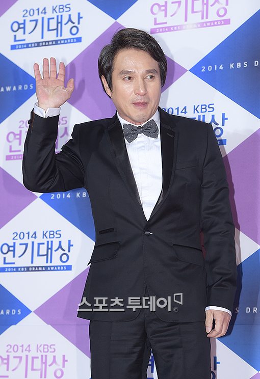 조재현 빌딩, 이수만 양현석 이어 빌딩 부자 등극…시세 알아보니 '입이 떡'