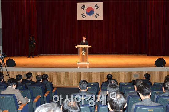 윤장현 광주시장, “KTX·문화전당·U대회·혁신도시 광주번영 계기 삼아야”