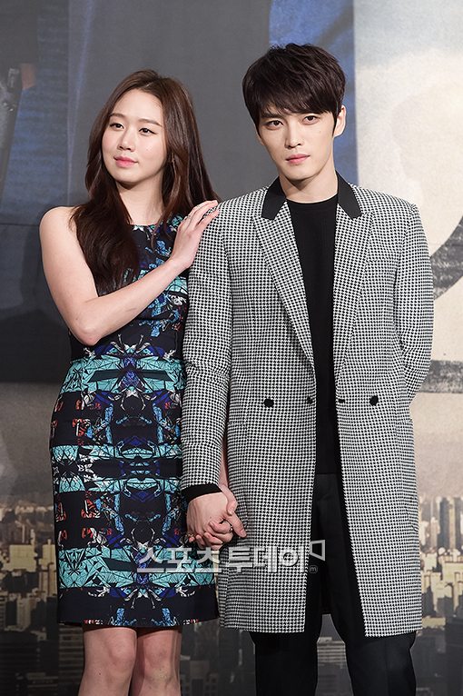 김재중·고성희, 핑크빛 무드(?) "사랑 받아 행복…키스신 기대해요"