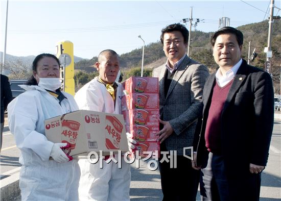 순천시의회, 구제역 방역 현장 방문 격려