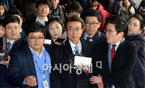 검찰, 지난해 9월 '정윤회 의혹' 문체부 국장 조사했던 것으로 드러나…