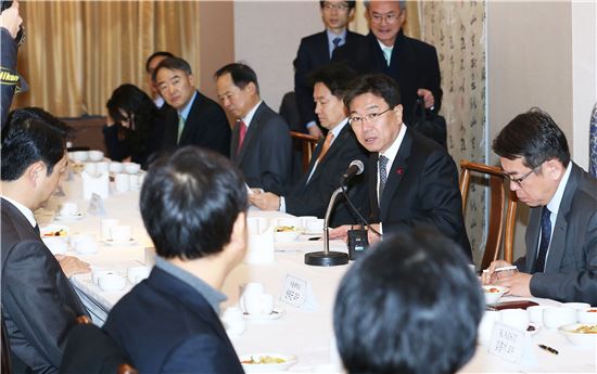 [포토]산업부, 정책방향 자문위원회 개최