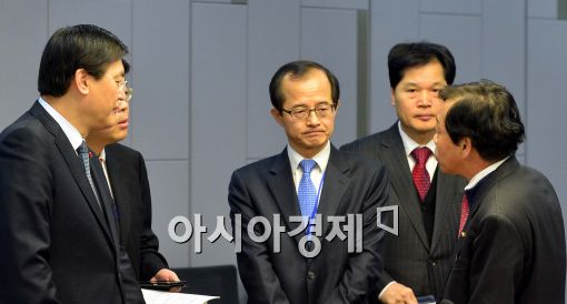 [포토]국토부, 중산층 주거혁신 방안 관련 당정협의