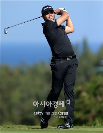 제이슨 데이가 현대토너먼트 최종일 4번홀에서 샷을 하고 있다. 사진=Getty images/멀티비츠 
