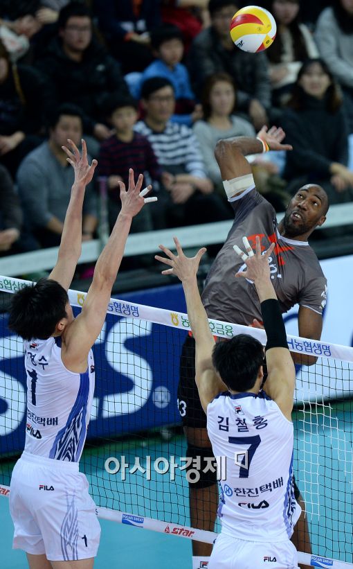 [포토]시몬, '무시무시한 스파이크 공격'