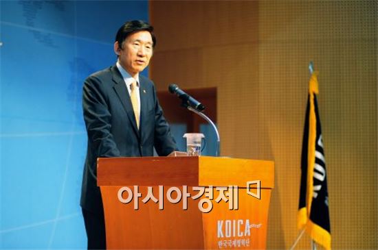 윤병세 장관 취임후 코이카 방문,"선진·역동·현장 ODA" 당부