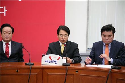 심재철 "물가하락 지속…한국은행 디플레 대처해야" 