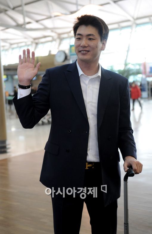 [포토]김광현, '전지훈련 잘 다녀올게요'