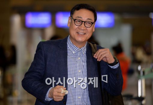 [포토]김용희 감독, '전지훈련 갑니다'