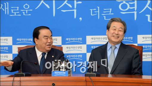 [포토]활짝 웃는 문희상·김무성