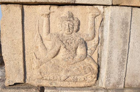 '경주 남산 창림사지 삼층석탑' 보물 지정예고