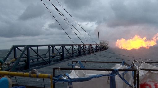 대우인터내셔널, 동해 대륙붕서 가스 분출 성공