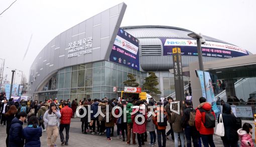 [포토]'반갑다! 장충 프로배구'