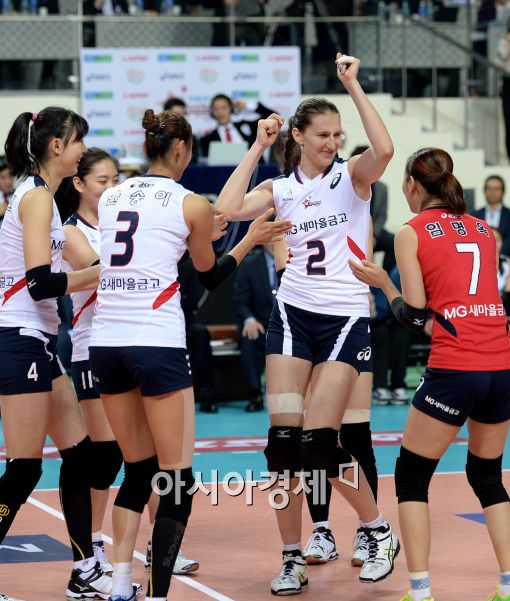 [포토]폴리, '이러다 춤바람 나겠어~'