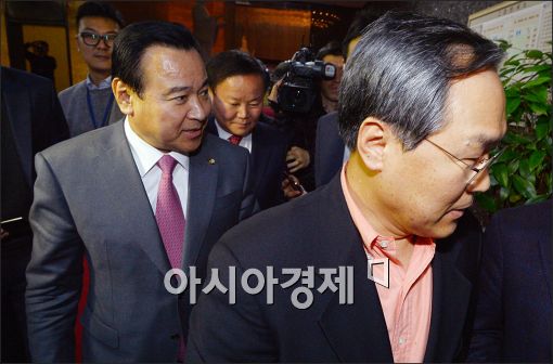 [포토]우윤근 새정치 원내대표 찾아간 이완후 후보