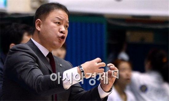 2위 수성 정인교 "초반 욕심 과해…연패 안 가 다행"