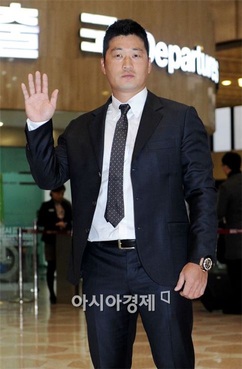 '출국' 오승환 "지난 시즌보다는 무조건 좋아져야"