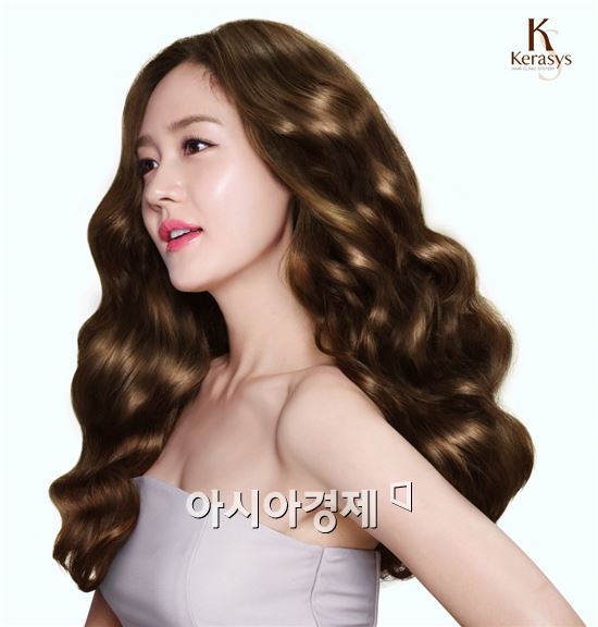 애경, 케라시스 4대 모델에 성유리 선정