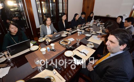 [포토]모두발언 하는 마크 리퍼트 대사