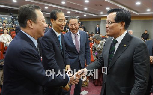 [포토]경제5단체장 만나는 정의화 국회의장