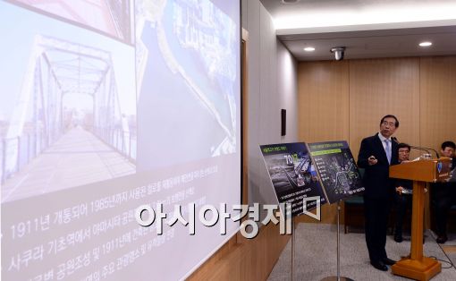 [포토]서울역 7017 프로젝트 설명하는 박원순 시장