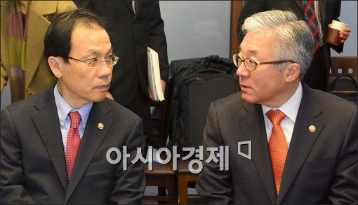 [포토]이야기하는 문체부 장·차관