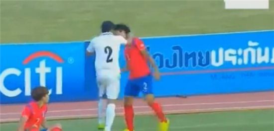'폭력 축구' 우즈베키스탄 선수, 1년 동안 출전 정지·축구 관련된 모든 행위 금지