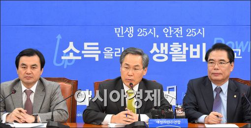 우윤근 "건보료 둘러싼 정부 내 혼선 '점입가경'…대선공약 헌신짝"