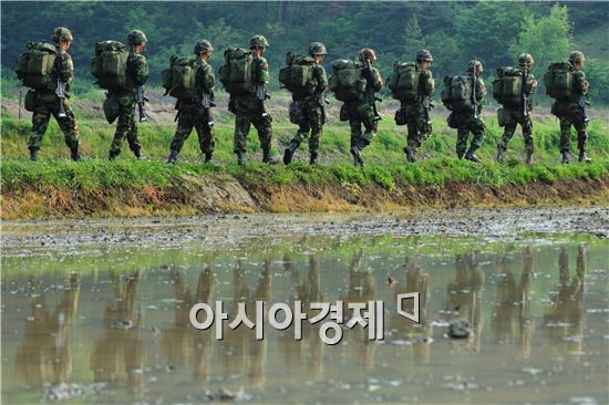 軍부사관 계급에 '선임원사' 추가