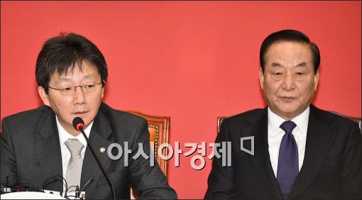 [포토]발언하는 유승민 원내대표