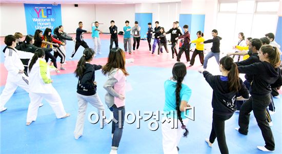 광주-UN YLP, ‘태권도 프로그램’ 실시