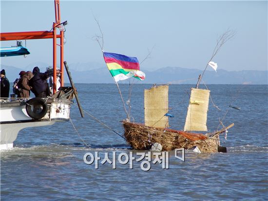 부안군, 위도 띠뱃놀이 공개행사 21일 위도 대리마을서 개최