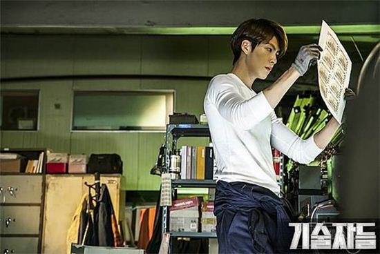 올레tv, 영화 '기술자들' VOD 서비스 시작